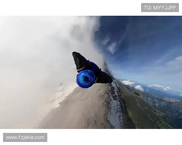 极限运动的挑战与激情：深入南京极限运动队的耐力训练与成长之路