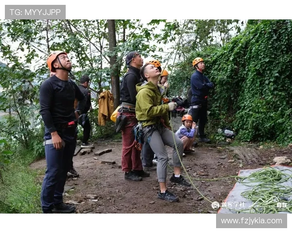 重庆攀岩队配合技巧深度解析与其他队伍的对比研究